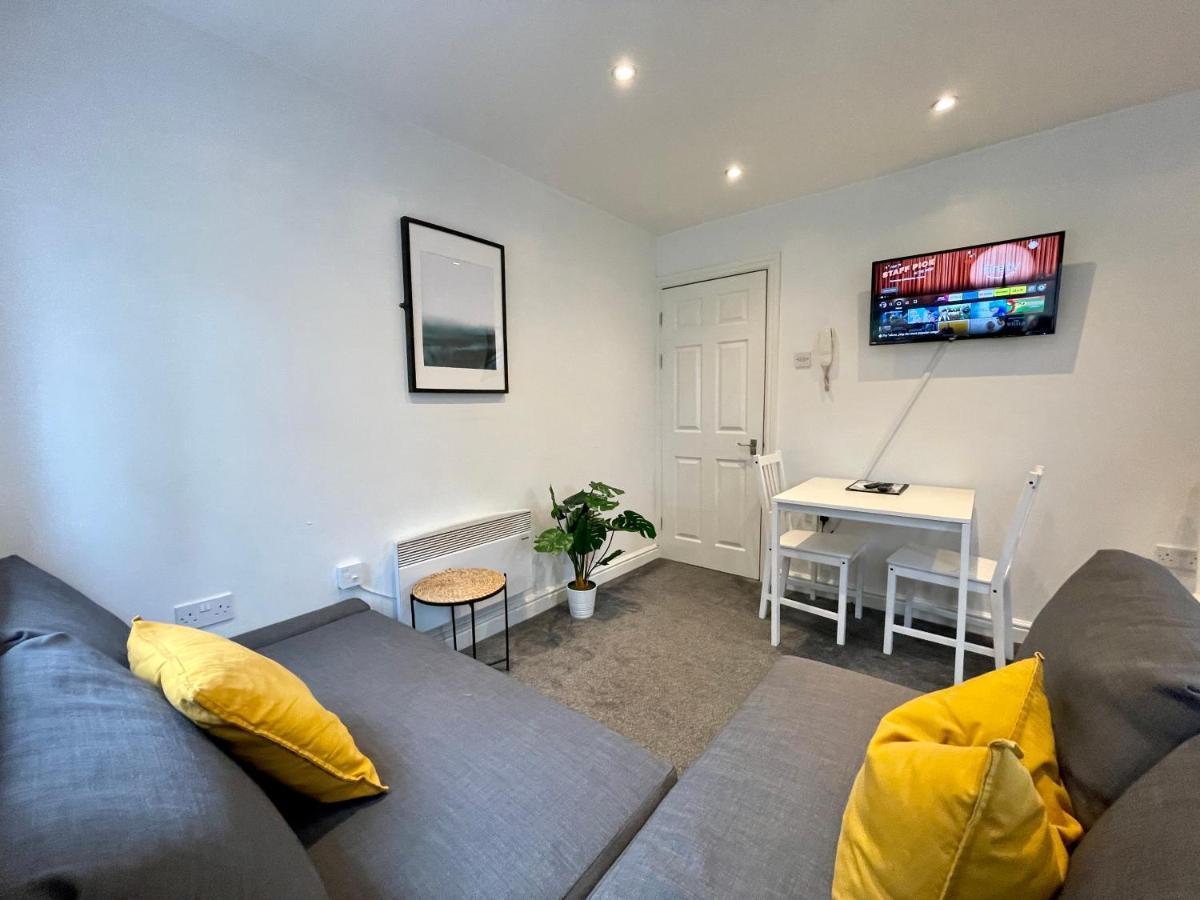 6 Person Apartment In City Centre Cardiff Zewnętrze zdjęcie